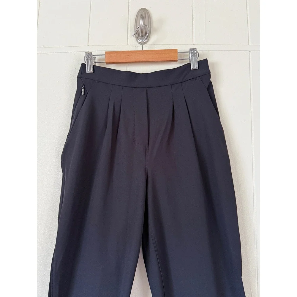 Lululemon Womens Essential Pleated Tapered Trousers Size 4 High Rise Athleisure